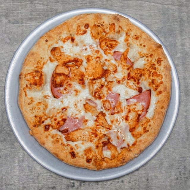 Cordon Bleu Pizza.